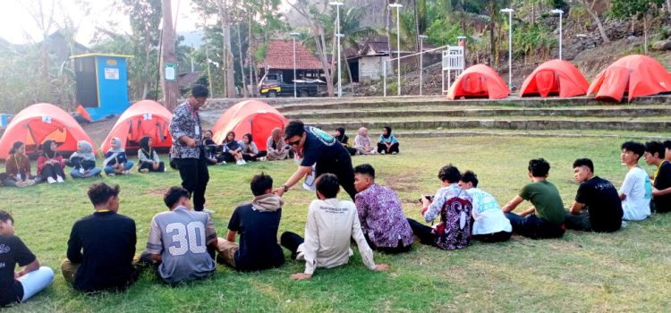 Peserta FFPJ XV 2024 Buat Yel-Yel Unik Untuk Pesta Api Unggun