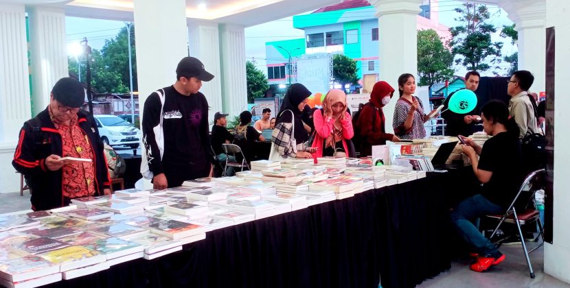 GALERI FOTO: Hari Ke-2 Festival Sastra Yogyakarta 2024