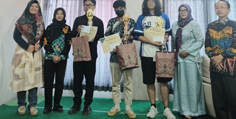 Ulang Tahun ke-3 Komunitas Sastra Regas, Umumkan Juara Olimpiade Puisi