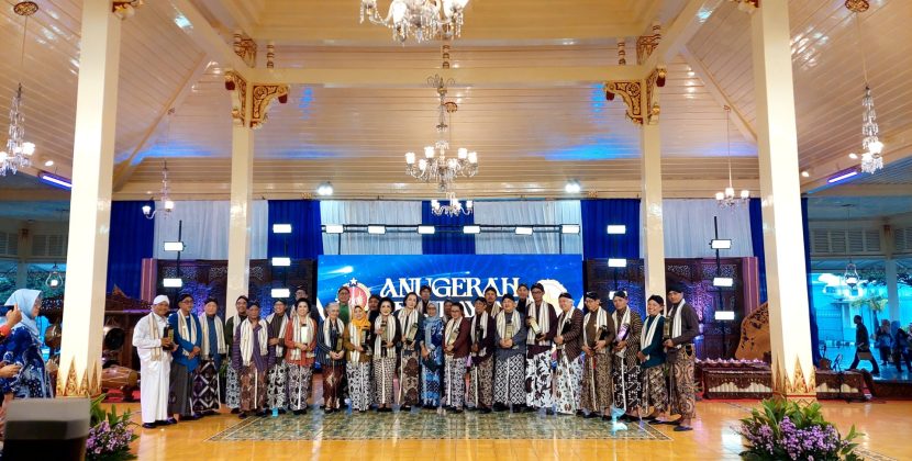 Sastrawan Satmoko Budi Santoso Dari Selasa Sastra Terima Anugerah Kebudayaan 2024