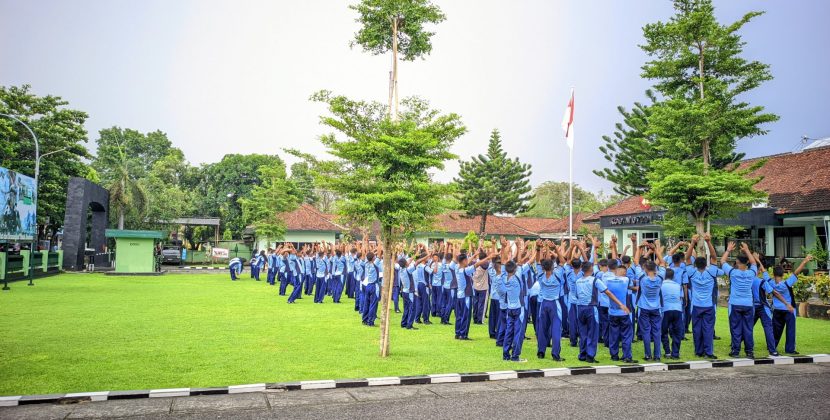 SMKN 1 PLERET BANTUL Selenggarakan Kenaikan Tingkat Taruna Mandala Widya