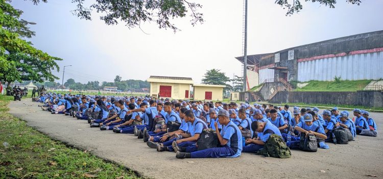 Long March Kenaikan Tingkat, Taruna Mandala Widya SMKN 1 Pleret Tunjukkan Jiwa Disiplin dan Patriotisme