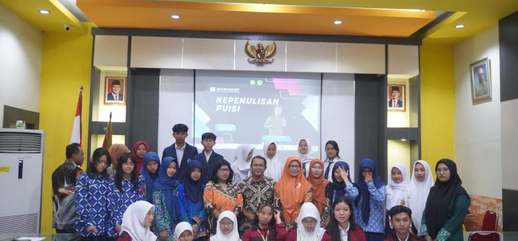 Worksop Menulis Puisi HUT Ke 60 SMA Negeri 1 Sedayu, Pacu Semangat Literasi Sastra