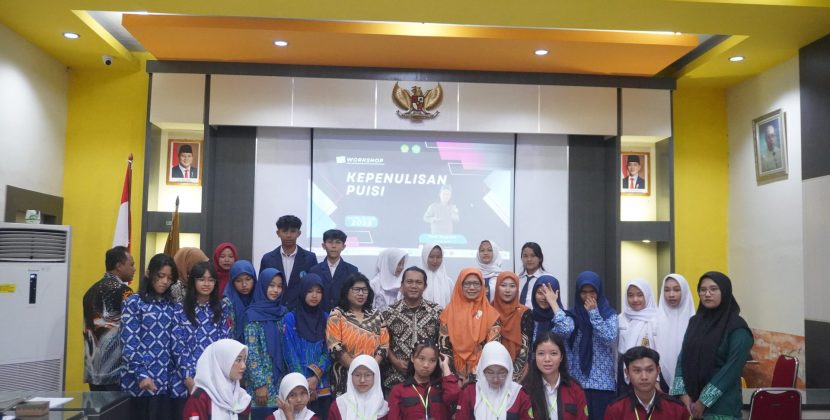 Worksop Menulis Puisi HUT Ke 60 SMA Negeri 1 Sedayu, Pacu Semangat Literasi Sastra