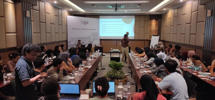 Bedah Karya untuk Meresapi Meta Sastra dalam Rangka Alih Media, FGD Peserta TKS Meriah