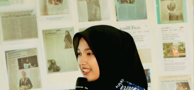 Tri Wahyuni Sukses Menjadi Pemuda Pelopor Bidang Seni Budaya tingkat Provinsi DIY, Rahasianya; Hidup-hidupi Seni Sastra!