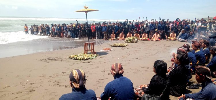 Labuhan Dalem Keraton Yogyakarta Jadi Simbol Terwujudnya Indonesia yang Lebih Makmur dan Sejahtera