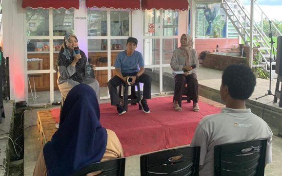 Novel Romansa “Mendung Yang Singgah Di Matamu” Resmi Diluncurkan di HUT Selasa Sastra ke-12