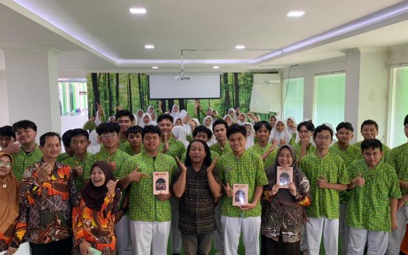 MAN 1 Yogyakarta Bekali Siswa Melalui Pelatihan Karya Tulis Ilmiah dan Produksi Video Kreatif