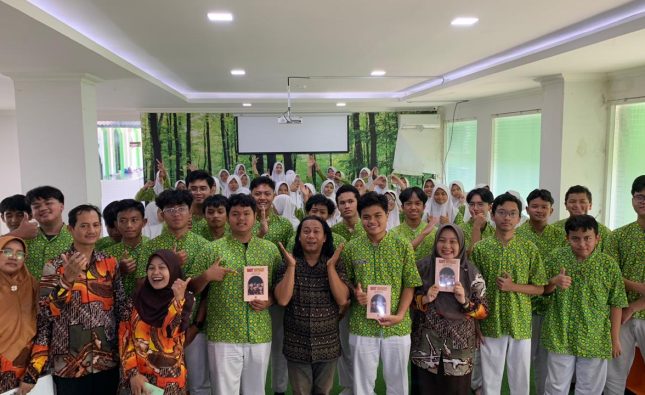 MAN 1 Yogyakarta Bekali Siswa Melalui Pelatihan Karya Tulis Ilmiah dan Produksi Video Kreatif