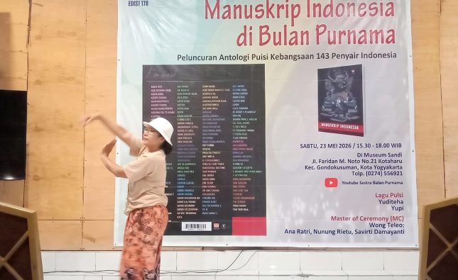 GALERI FOTO: Launching Antologi Puisi “Manuskrip Indonesia” Karya Penyair Sastra Bulan Purnama