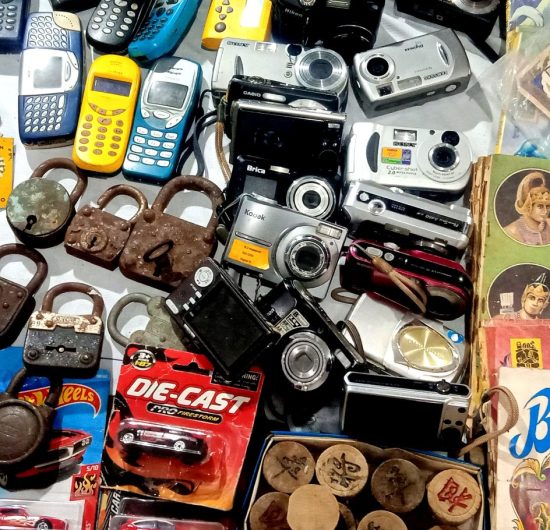 GALERI FOTO: Koleksi Barang Antik di Pasar Kangen Jogja 2026