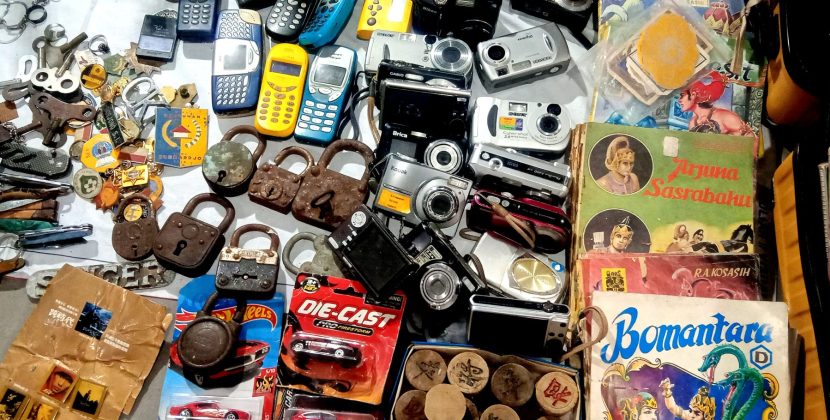 GALERI FOTO: Koleksi Barang Antik di Pasar Kangen Jogja 2026